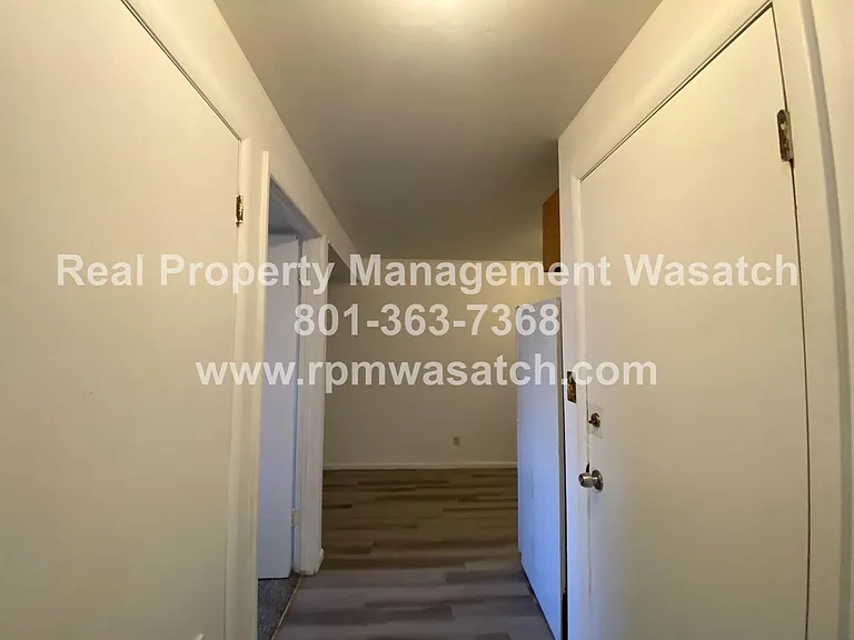 448 E Penney Ave — Photo 6