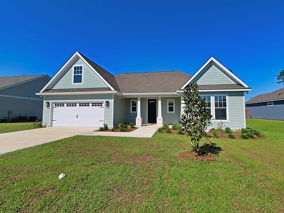 3rd image of 104 Sierra Ln