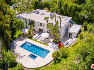 1016 Chantilly Rd, Los Angeles, CA 90077