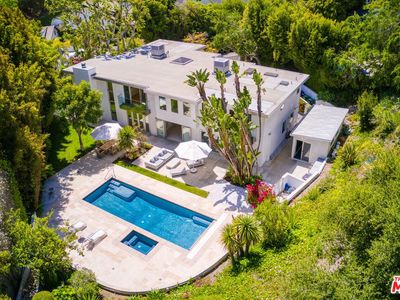 1016 Chantilly Rd, Los Angeles, CA, 90077