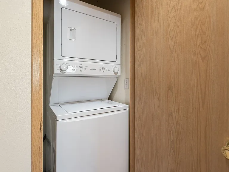 2358 NE Ocker Dr #14 — Photo 22