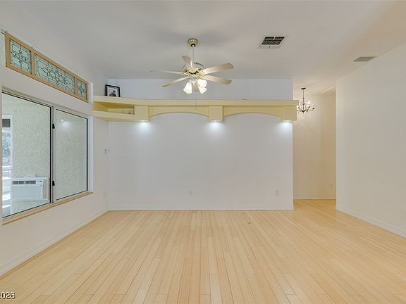 4th image of 2035 Poppywood Ave