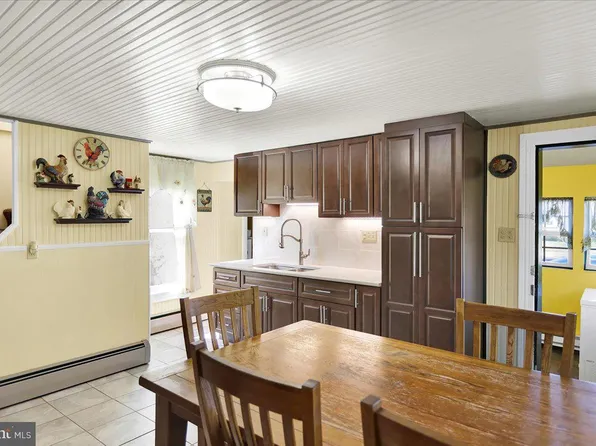 2839 Kutztown Rd, Reading, PA 19605