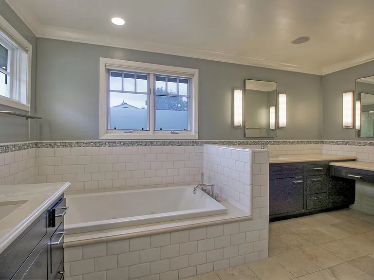 248 Valley St — Photo 18
