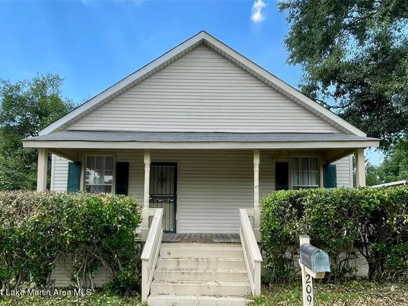 209 Central Blvd, Tallassee, AL 36078