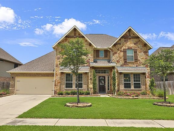 2nd image of 14802 Caden Rock Ln