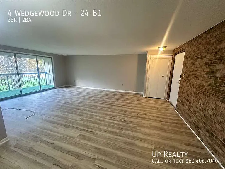 4 Wedgewood Dr #24-B1 — Photo 2