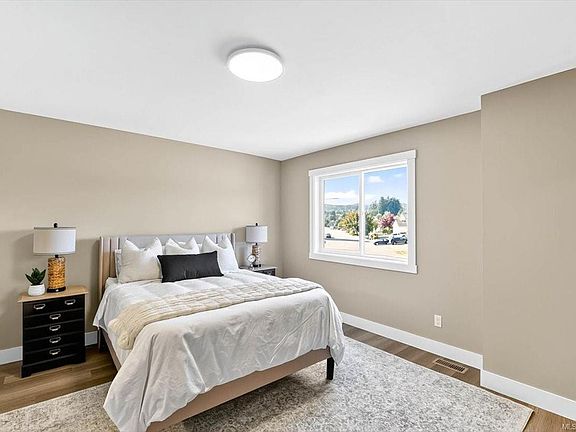 5th image of 5535 Woodland Cres E #105