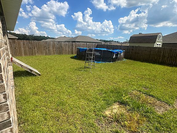 4th image of 8279 Glenwood Way