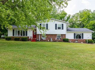 4200 Unity Line Rd, New Waterford, OH 44445