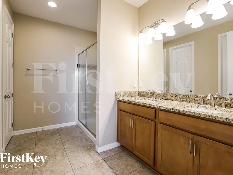 217 Alford Dr — Photo 13