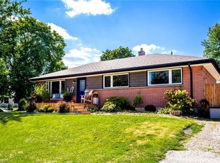 31 Charles St, Brant, ON N3L1Y4