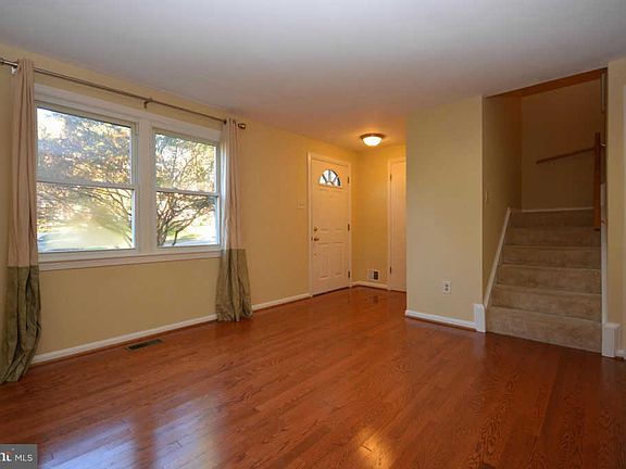 3rd image of 3151 Ellenwood Dr