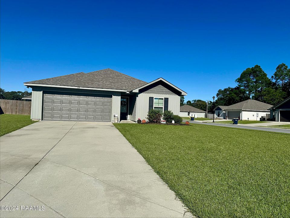 1st image of 105 Armstrong Dr