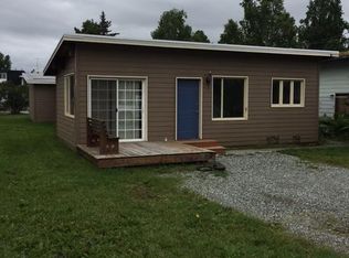 1510 1/2 E St, Anchorage, AK 99501