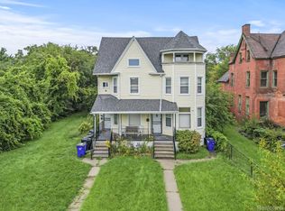 1789 Field St, Detroit, MI 48214