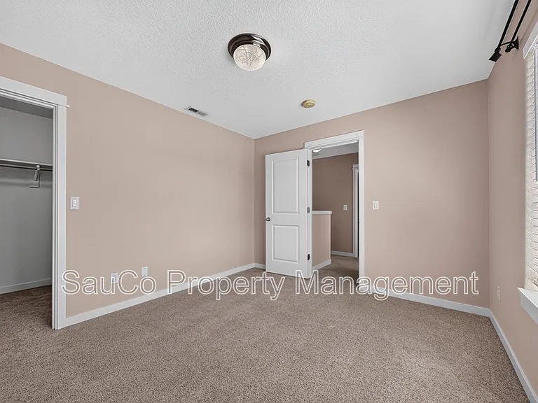 5073 NW 149th Ter — Photo 16