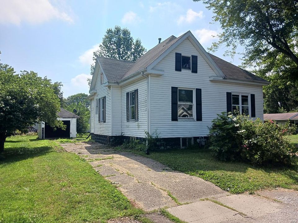 431 Sumner St, Carlinville, IL 62626 Zillow