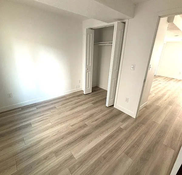 1453 W Royal Cloak Dr — Photo 11