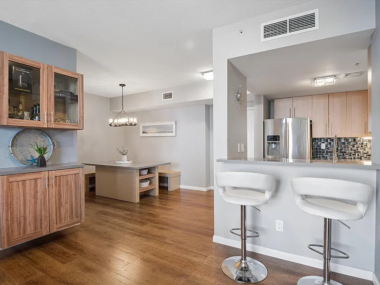 511 SE 5th Ave #2110 — Photo 5