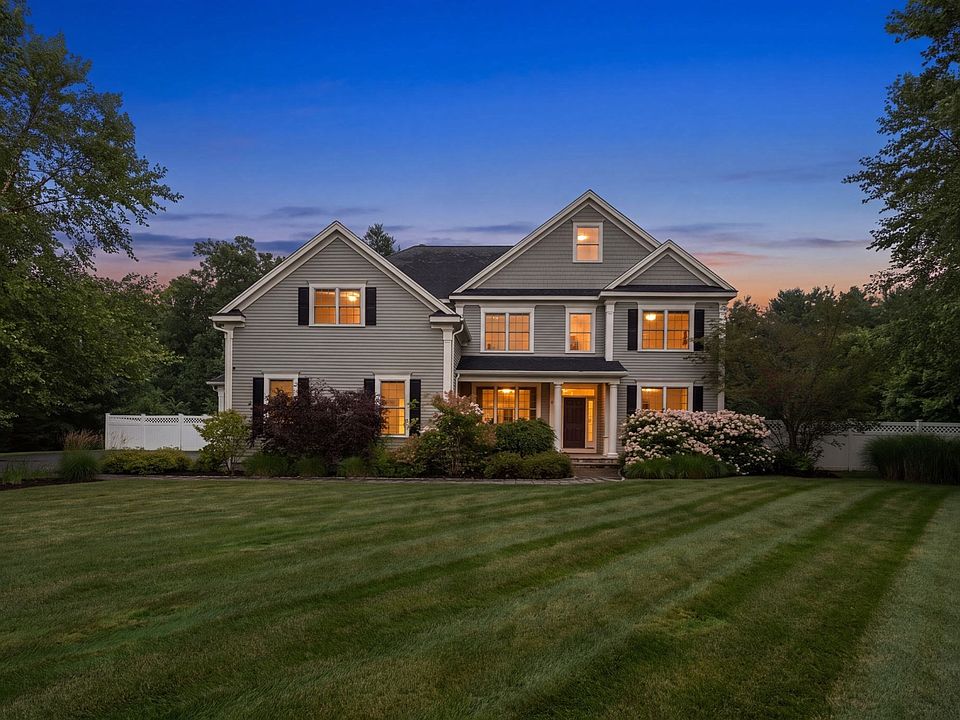 1st image of 18 Anthony Dr