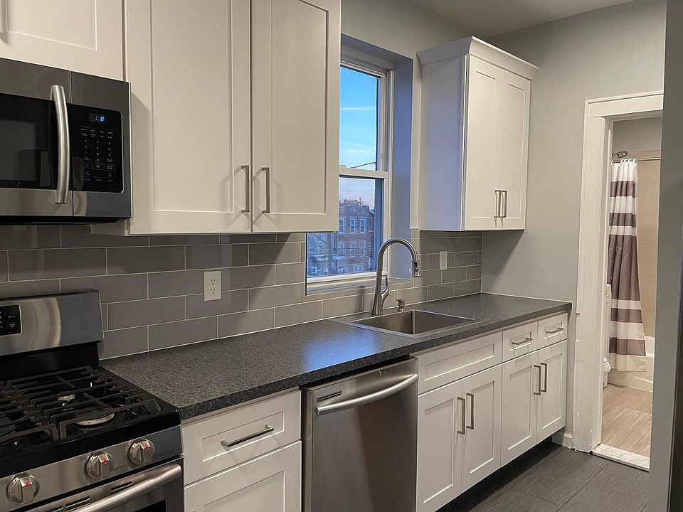 1st image of 2764 Harway Ave APT 3