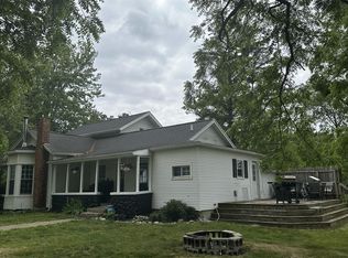 3180 Houseknecht Rd, Jonesville, MI 49250