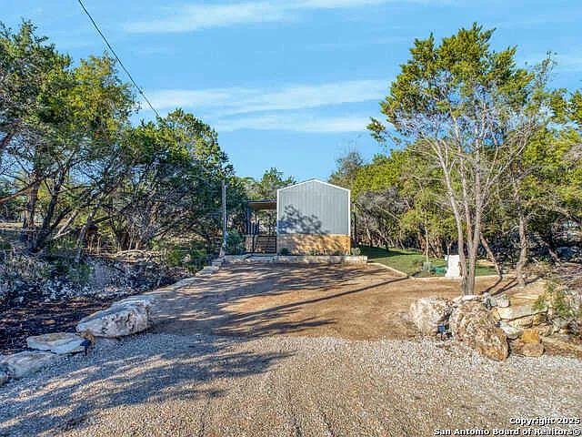 1230 Greenbriar — Photo 4