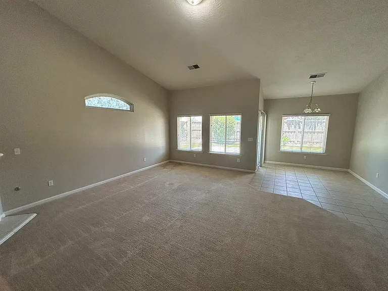 2240 Lorena Ave — Photo 3