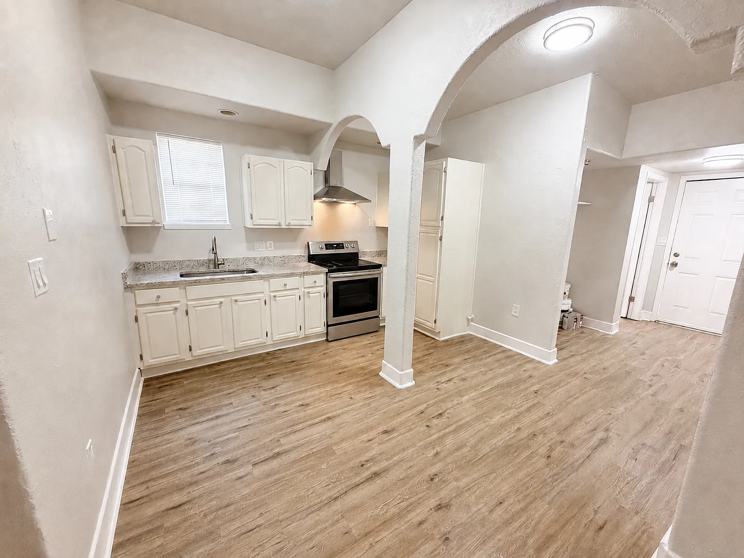 3 bed, 1100 sqft, $1,625 — Photo 4