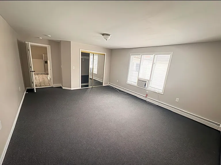 26 Hanover St #1 — Photo 11