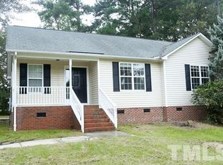 79 Harvey Pl, Benson, NC 27504