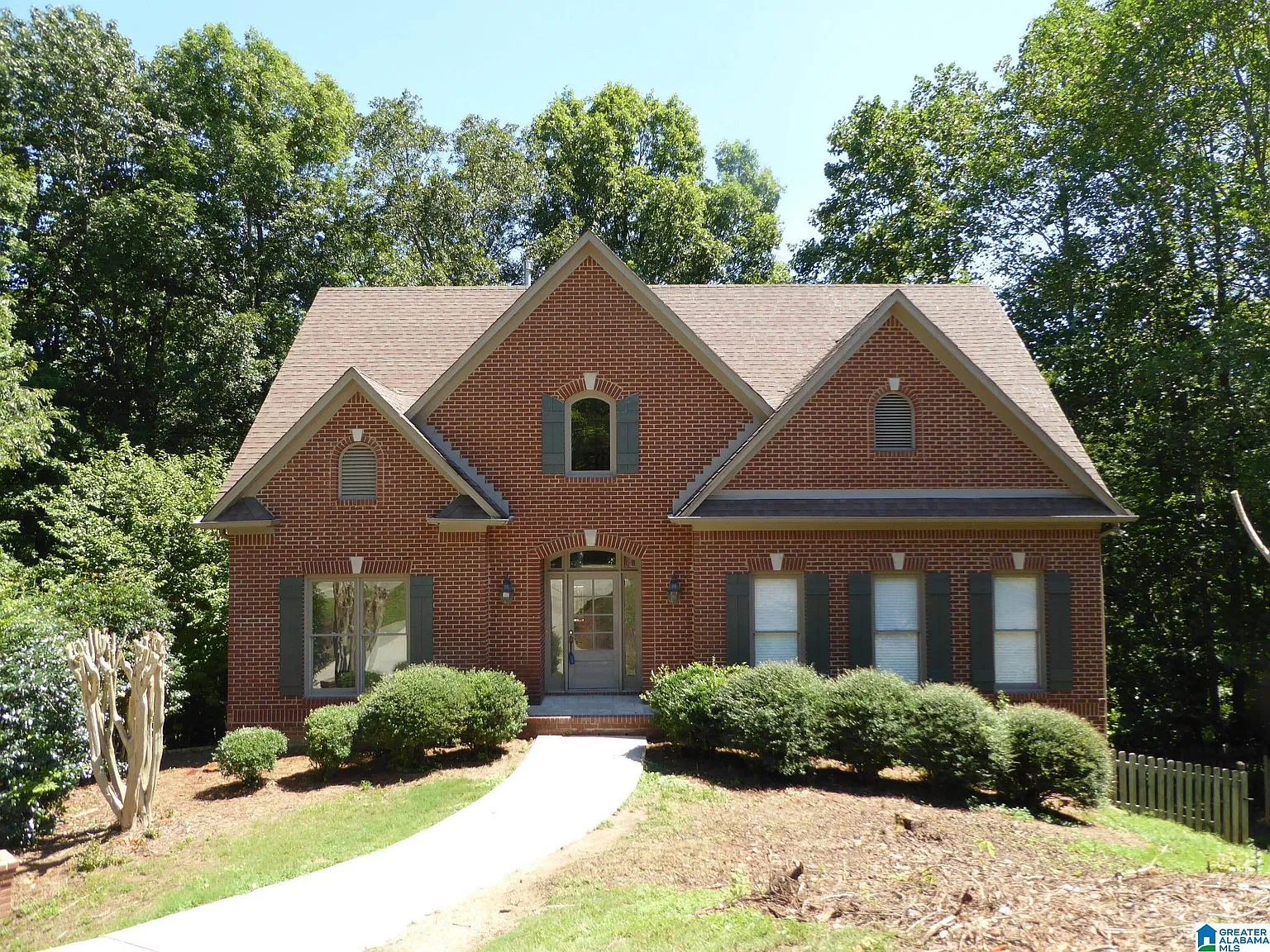 5 bed, 4.5 bath, 3012 sqft, $3,500 — Photo 2
