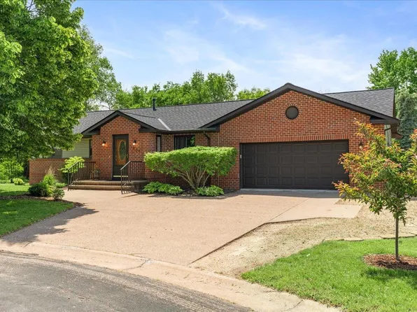 1859 Wisconsin St, River Falls, WI 54022