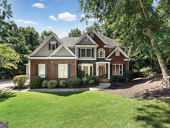 3rd image of 4920 Pond Ridge Ln