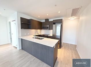 97 W Georgia St #2003, Vancouver, BC V6B 0R4