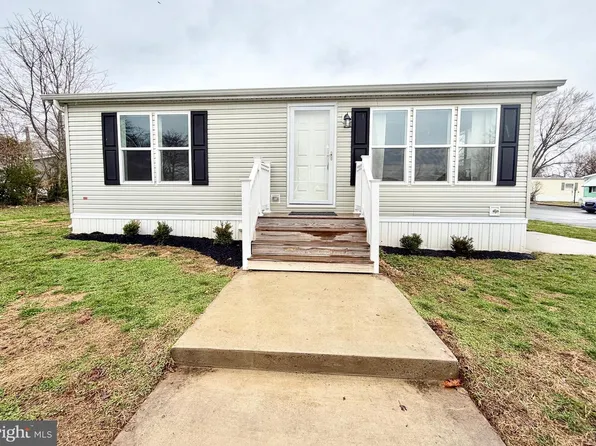 201 Johnson Dr, Fairless Hills, PA 19030