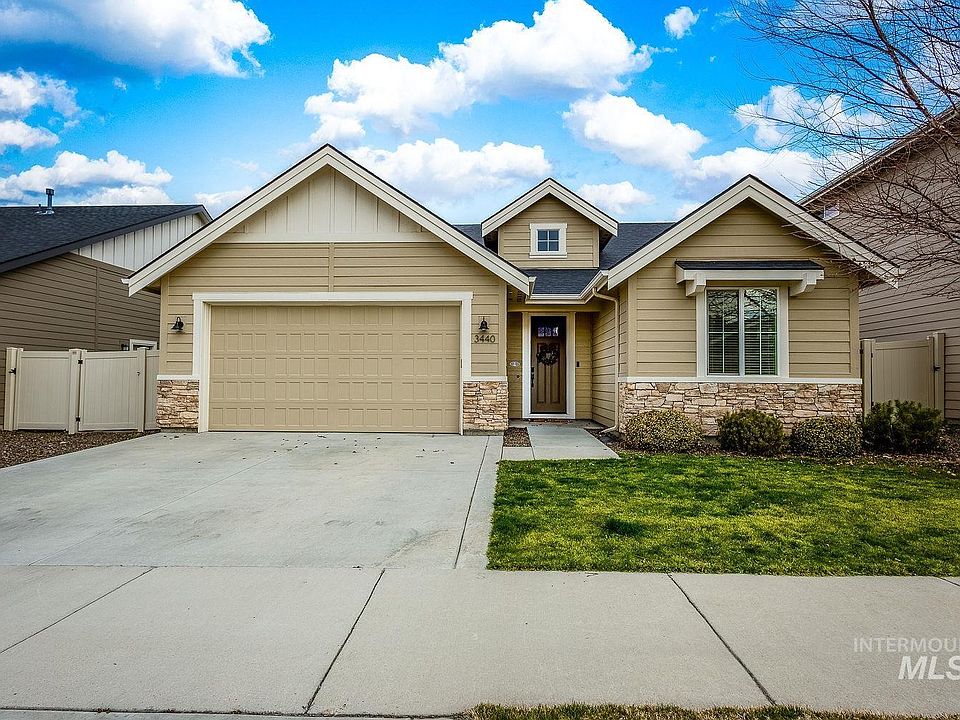 1st image of 3440 E Girdner Dr