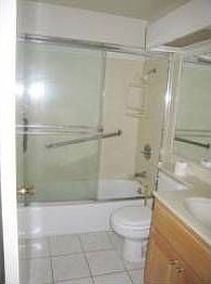 2nd image of 1687 Chesterton Cir