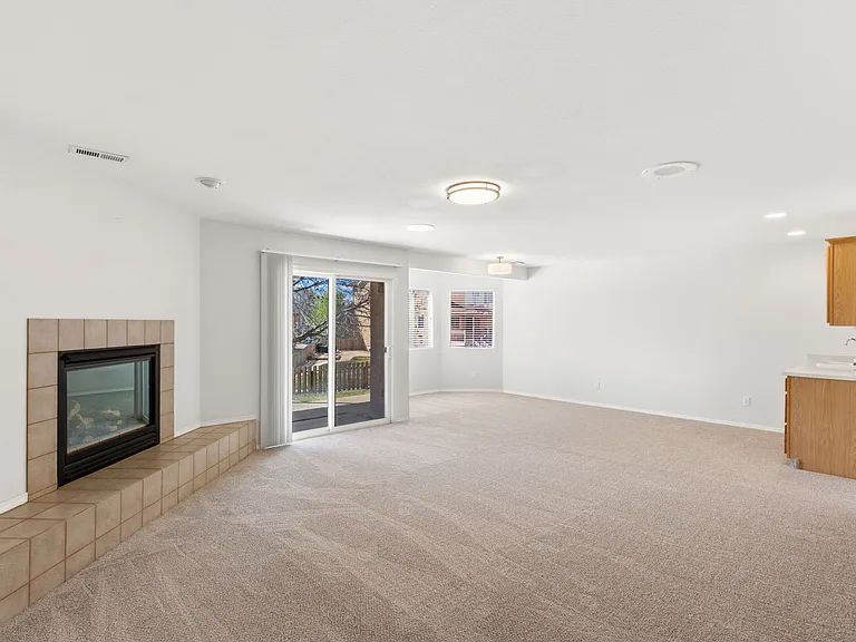 5330 Roundup Dr — Photo 24