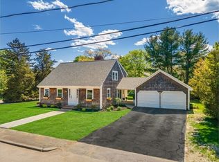 4 Veda Ct, Weymouth, MA 02190