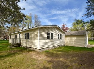 705 Cleveland Ave, Wild Rose, WI 54984