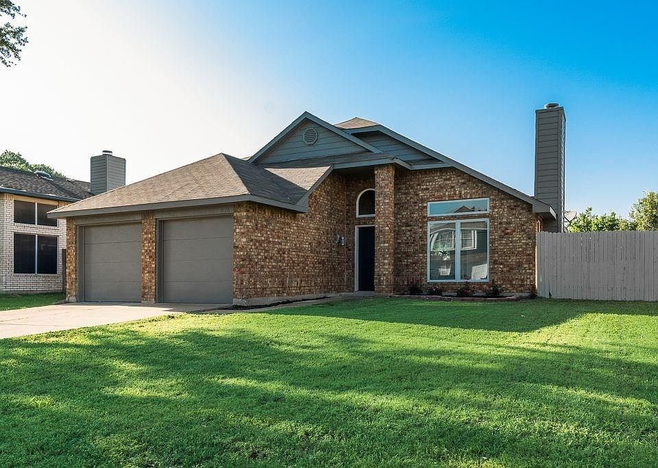 1st image of 820 Over Ridge Dr