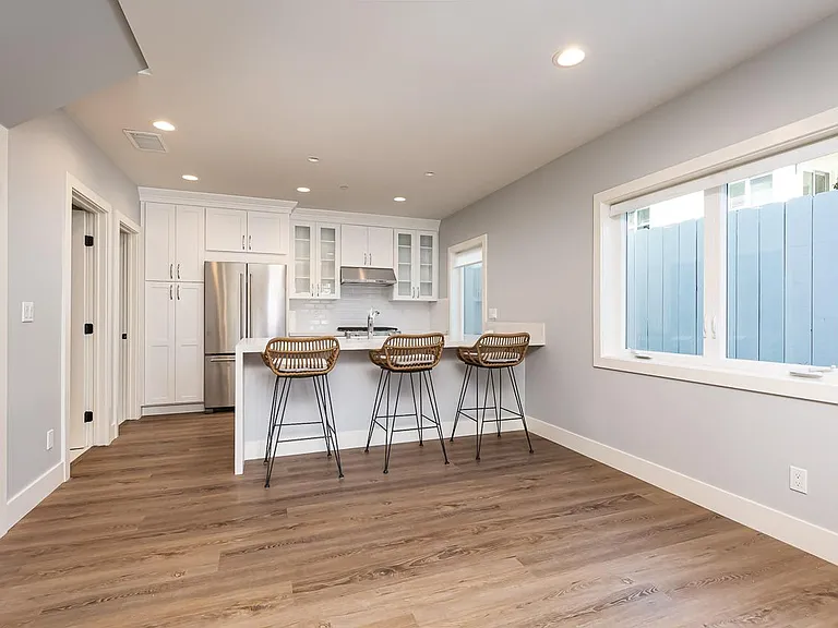1438 Hornblend St — Photo 7
