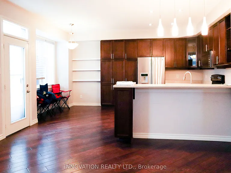602 Rosehill Ave — Photo 3