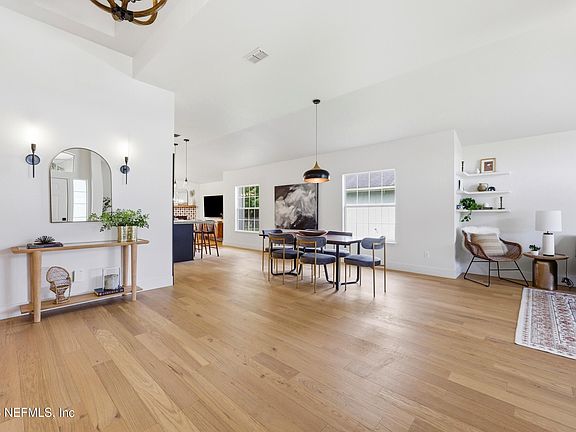 4th image of 1535 BLUE HERON Court