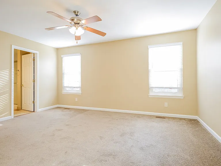 1202 Liberty Xing — Photo 17