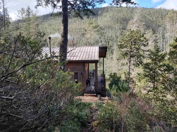 19-019 Low Divide Rd, Smith River, CA 95567