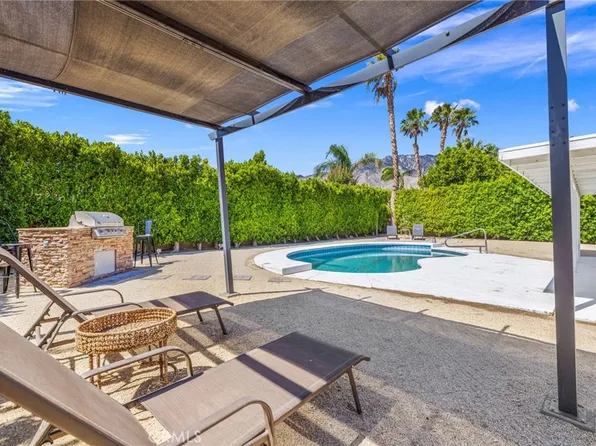 1489 E Francis Dr, Palm Springs, CA 92262