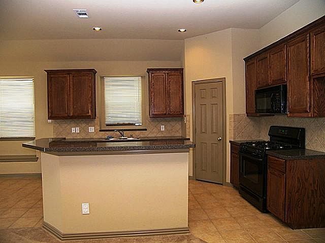 1st image of 2113 Lanshire Dr